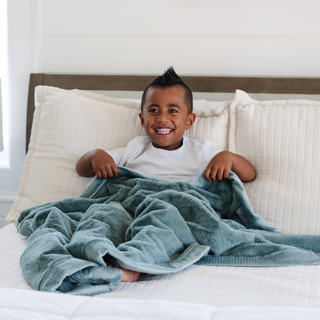 LUSH TODDLER BLANKETS: Hazelnut