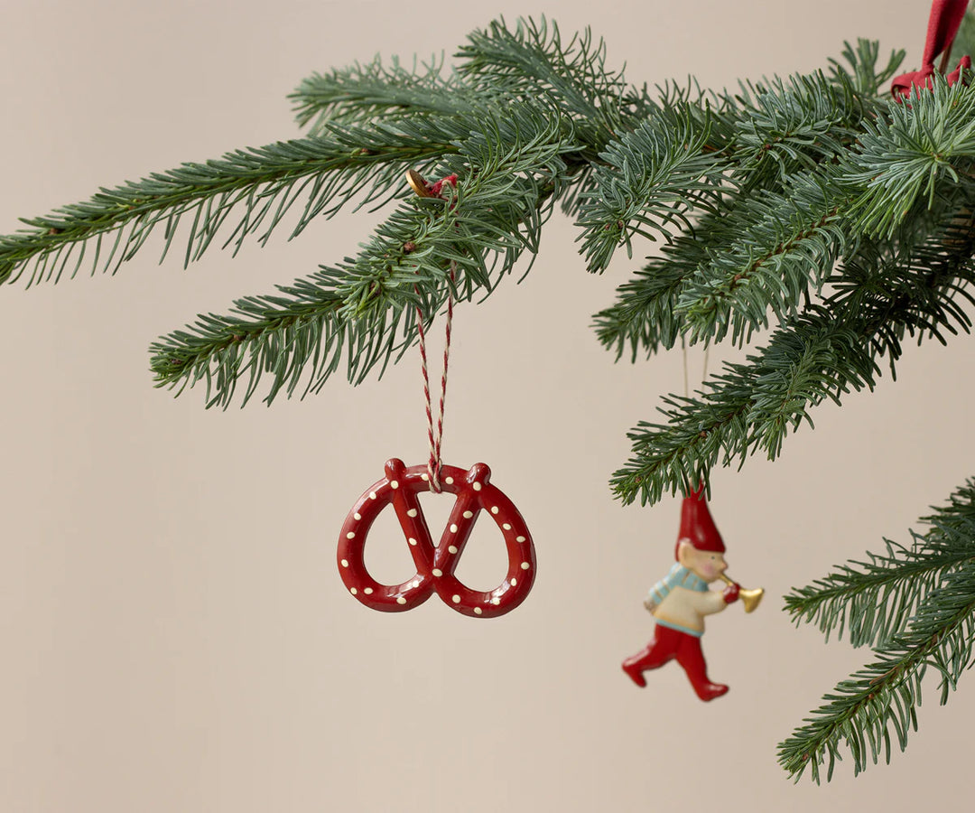 Pretzel Metal Ornament - Dot