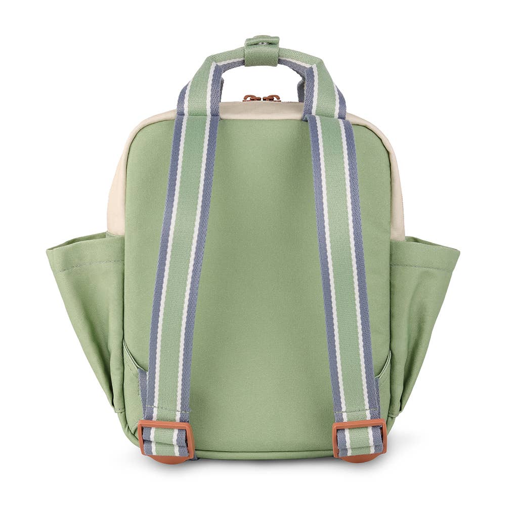 Toddler Backpack: Check