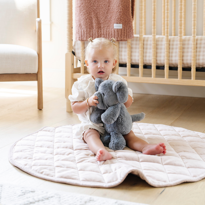 STUFFED ANIMALS: Puppy
