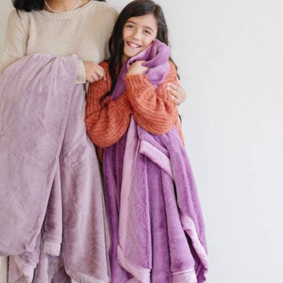 LUSH TODDLER BLANKETS: Hazelnut