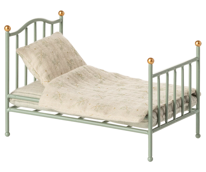 Mint Vintage Bed, Mouse