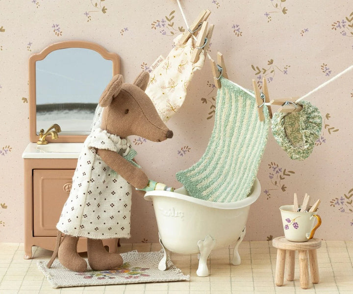 Mouse Bathtub