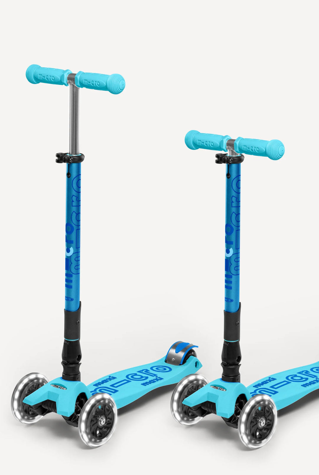 Maxi Deluxe Foldable LED Scooter Bright Blue