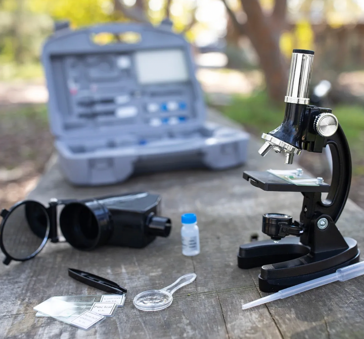 GeoSafari® MicroProTM 95 Piece  Microscope Set