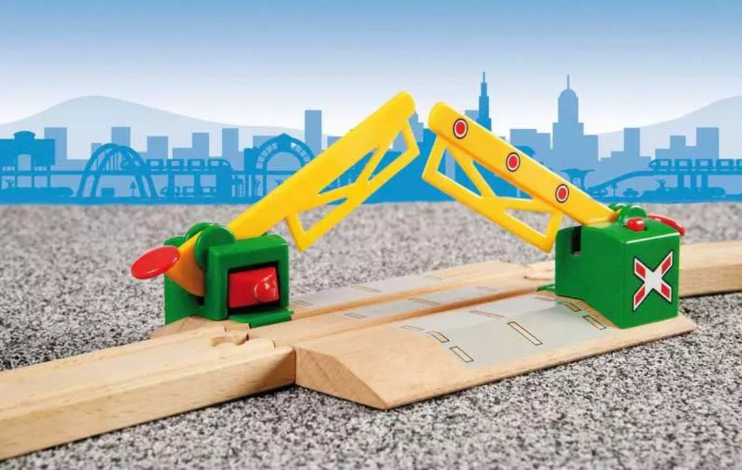Brio Magnetic Action Crossing Oodles Kids