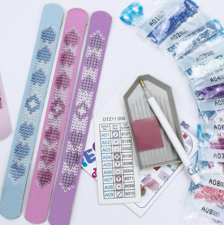 Dotzies Bracelets - Love Print