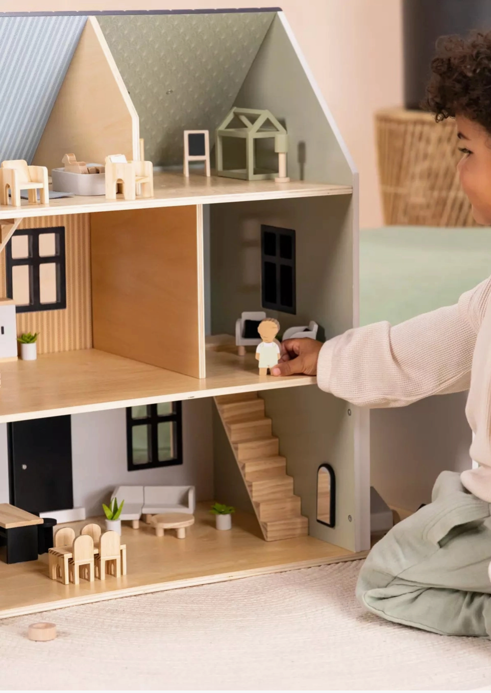 Family Wooden Doll House Characters