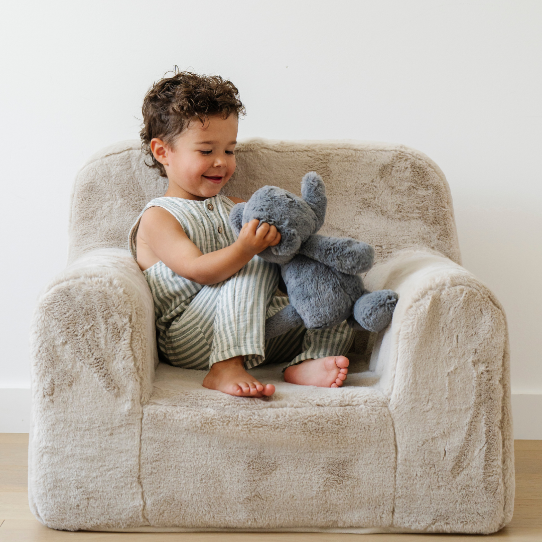 STUFFED ANIMALS: Puppy