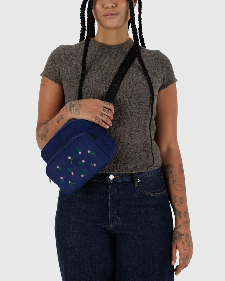 Fanny Pack Embroidered Wildflower
