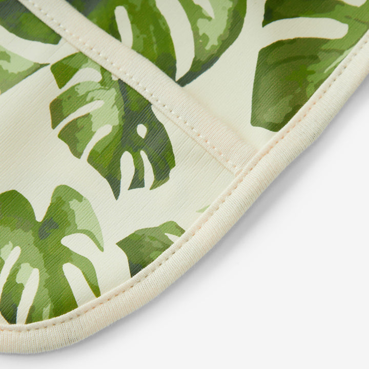 Green Leaf Ruffle Pocket Bib